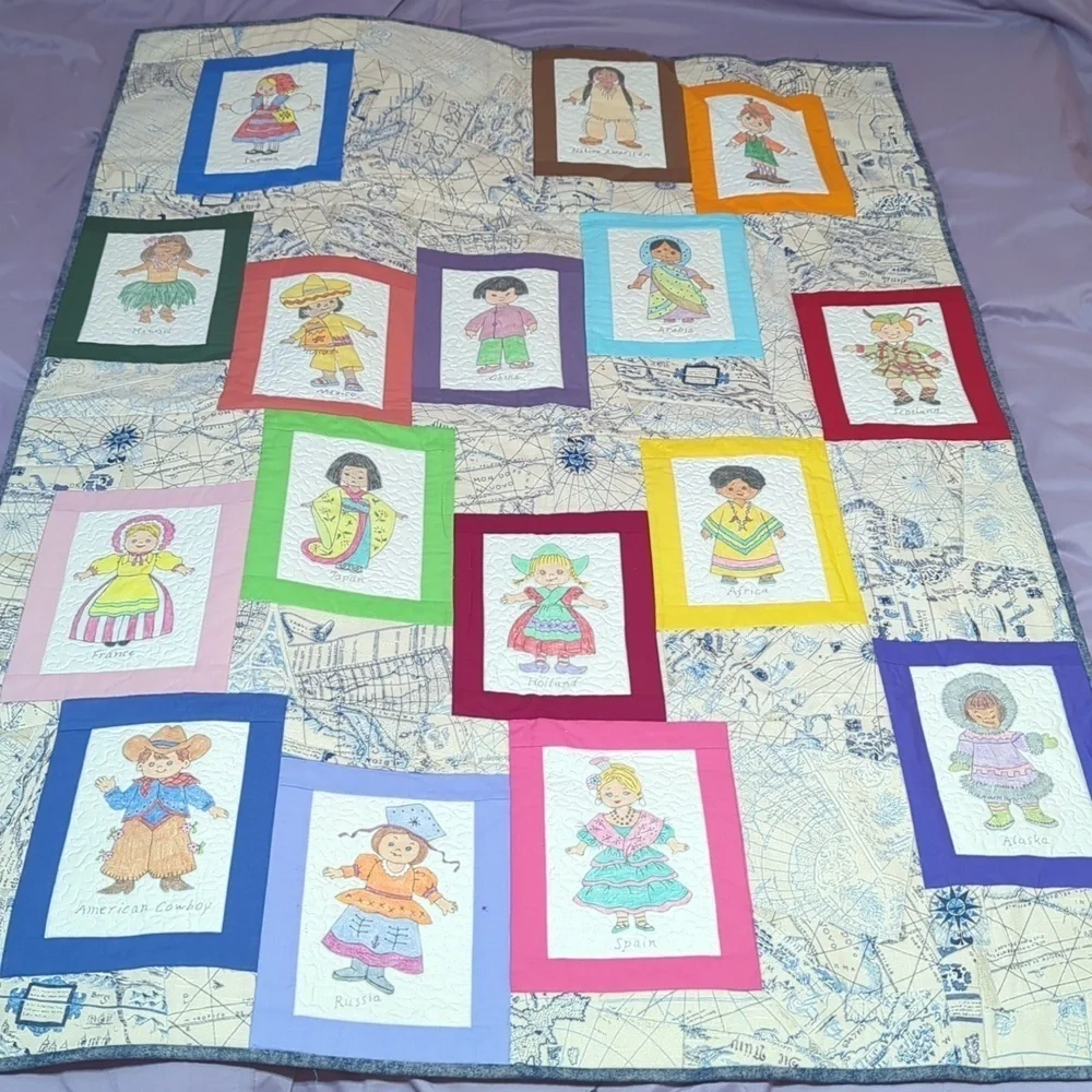 Children of the World 2003 Quilt Blanket Reversible Map/Children Carol Martin